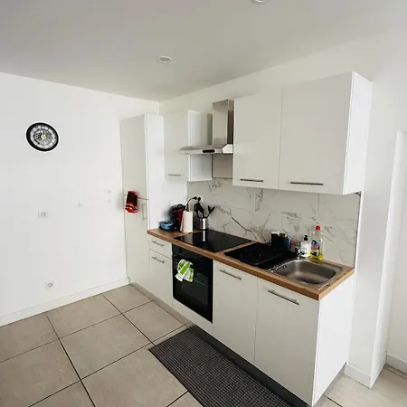 Chic & Cosy - 2 Pieces Idealement Situe Appartement Neuilly-Saint-Front